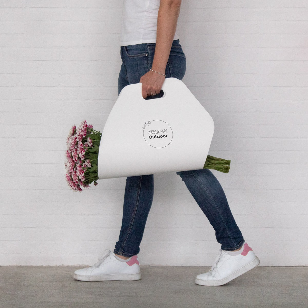 Product packaging flower carrier bag made of wet-strength cardboard KROMA Outdoor