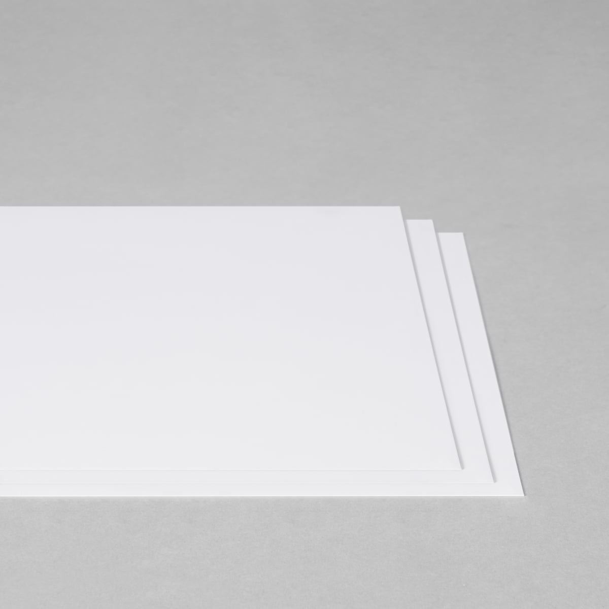 Paperboard STUDIOCARD 2S in various thicknesses 