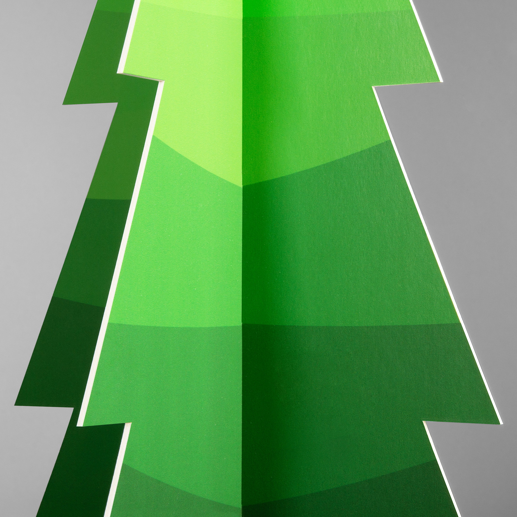 Detailansicht des bedruckten Deko-Sets ‚Weihnachtsbäume‘ von KOHLSCHEINcreative closeup